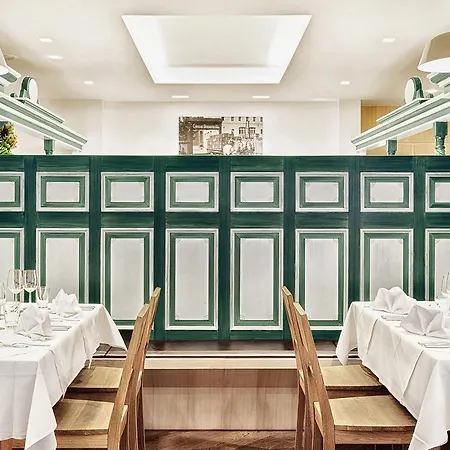 Alphotel מלון