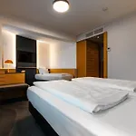 Alphotel Hotell 4*