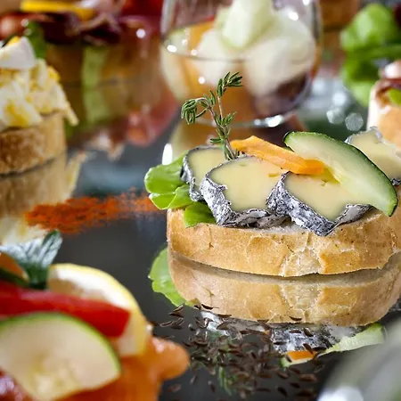 アルプホテル 4* インスブルック