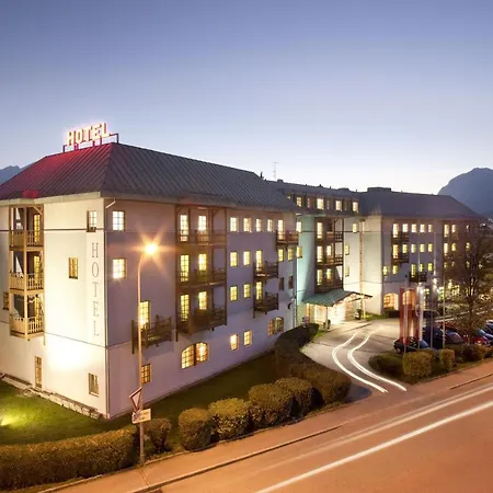 Alphotel Отель Инсбрук